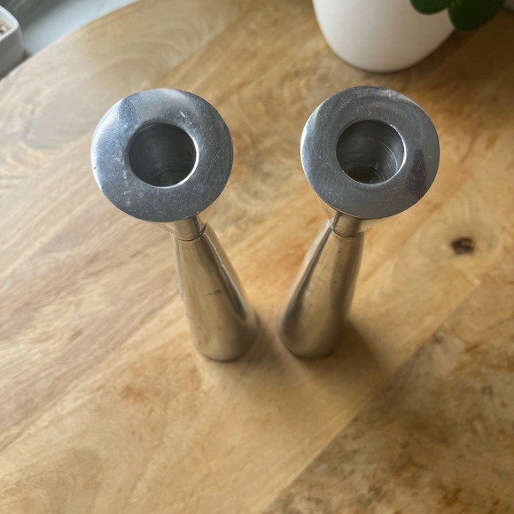 Vintage candlestick holders with velvet bottoms. - Picture 4 of 4